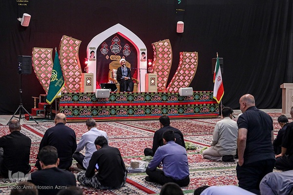 عزاداری شب دوم در حرم شاهچراغ (ع)