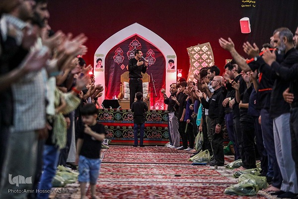عزاداری شب دوم در حرم شاهچراغ (ع)