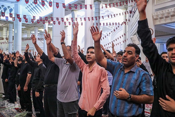 عزاداری شب دوم در حرم شاهچراغ (ع)