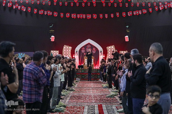 عزاداری شب دوم در حرم شاهچراغ (ع)