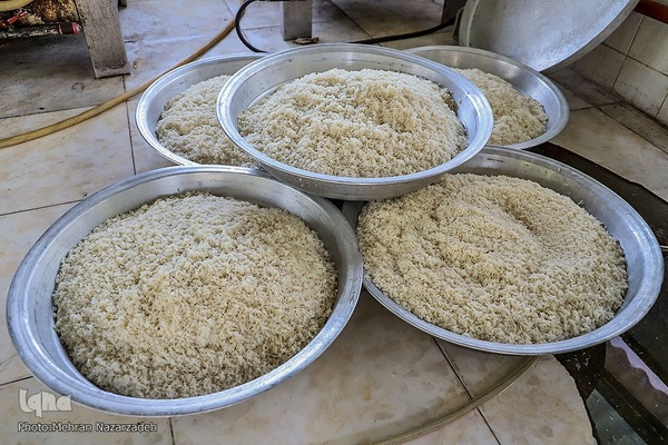 پخت ۷۲ دیگ غذای نذری به‌مناسبت ایام محرم در تبریز‎