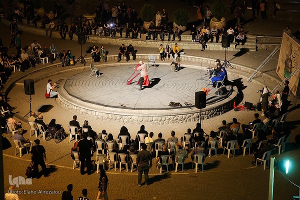 نوای عرشیان و مشق فرشیان