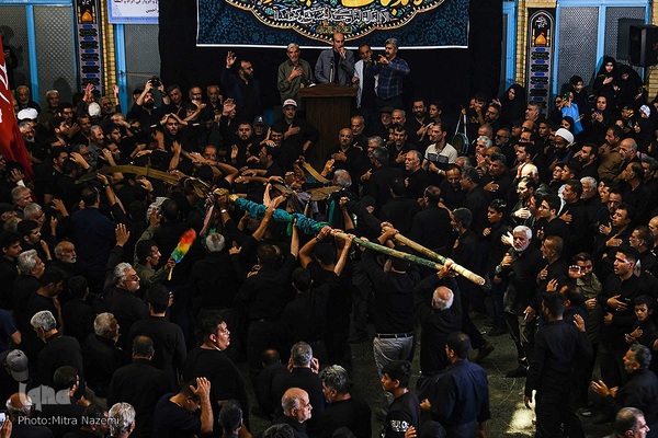 آیین سنتی ۲۰۰ ساله طوق‌بندان در دامغان‎