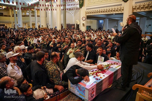 وداع با شهید «مهدی الله‌‌پور» در حرم شاهچراغ(ع)‎