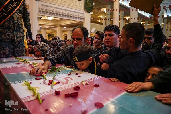 وداع با شهید «مهدی الله‌‌پور» در حرم شاهچراغ(ع)‎