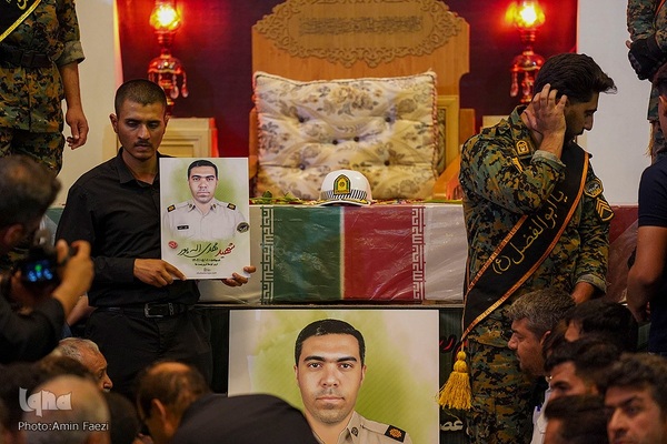 وداع با شهید «مهدی الله‌‌پور» در حرم شاهچراغ(ع)‎