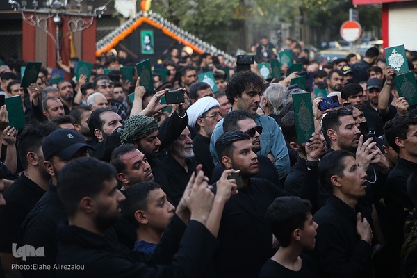 تجمع هیئات عزاداری و آیین نخل گردانی عصر تاسوعا