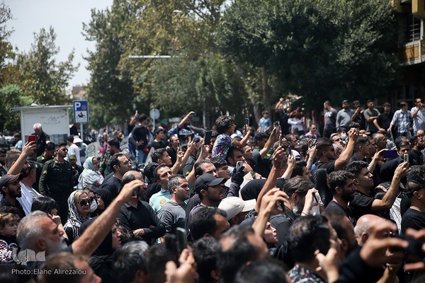 حرکت نمادین کاروان بنی اسد در خیابان های تهران