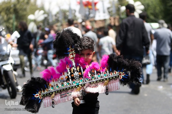 حرکت نمادین کاروان بنی اسد در خیابان های تهران