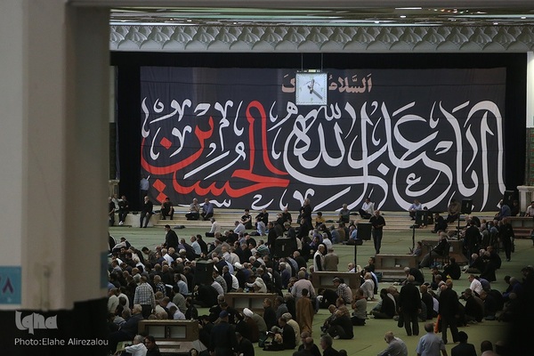 اقامه نماز جمعه در مصلای امام خمینی(ره)