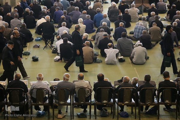 اقامه نماز جمعه در مصلای امام خمینی(ره)