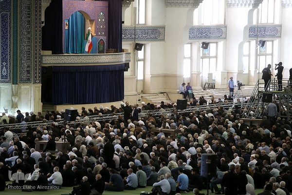 اقامه نماز جمعه در مصلای امام خمینی(ره)