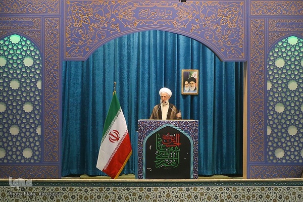 اقامه نماز جمعه در مصلای امام خمینی(ره)