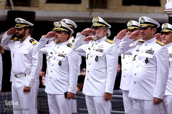 دیدار کارکنان و خانواده‌های ناوگروه ۸۶ ارتش جمهوری اسلامی ایران