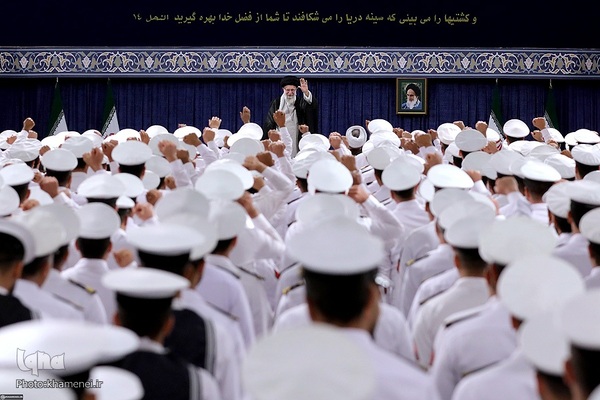 دیدار کارکنان و خانواده‌های ناوگروه ۸۶ ارتش جمهوری اسلامی ایران