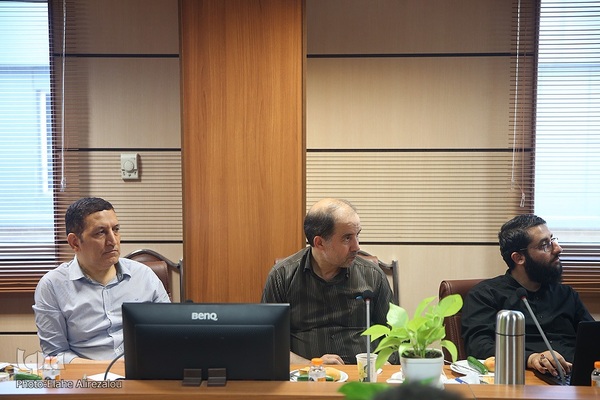 نشست‌های اندیشه‌ورزی قرآن و حکمرانی با محوریت عفاف و حجاب در سازمان دارالقرآن برگزار شد