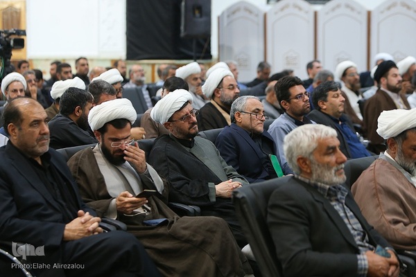 دومین همایش قدم‌های آسمانی