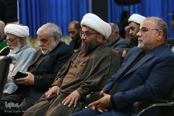 دومین همایش قدم‌های آسمانی