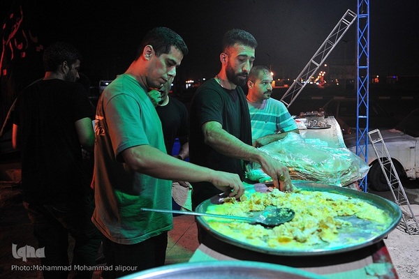 حرکت کاروان مشایه الحسین از بندر امام خمینی(ره) به سمت کربلا