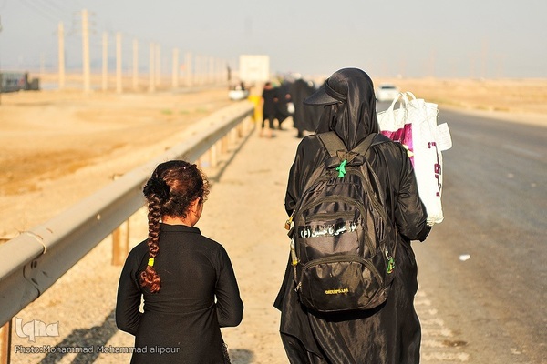 حرکت کاروان مشایه الحسین از بندر امام خمینی(ره) به سمت کربلا