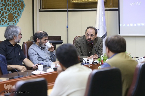 آیین شعرخوانی عاشورایی «زنده جاوید»