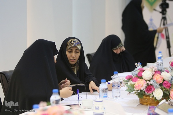 مرحله استانی بخش بانوان مسابقات قرآن استان تهران