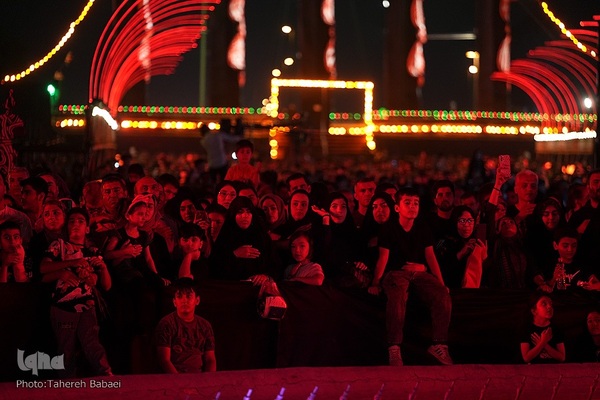 اجتماع بزرگ اربعینی ها