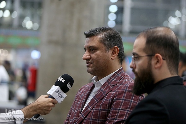 استقبال از «علیرضا بیژنی» رتبه دوم مسابقات قرآن مالزی