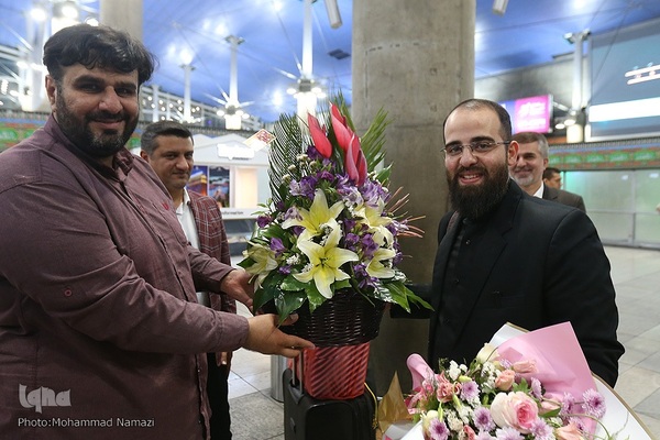 استقبال از «علیرضا بیژنی» رتبه دوم مسابقات قرآن مالزی