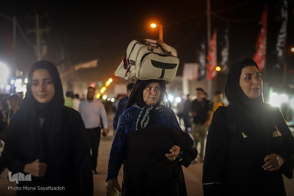 تردد شبانه زائران اربعین از مرز شلمچه