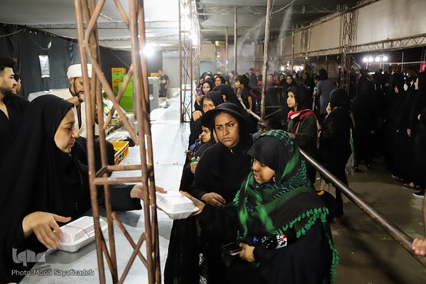 تردد شبانه زائران اربعین از مرز شلمچه