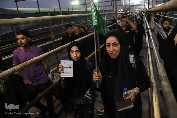 تردد شبانه زائران اربعین از مرز شلمچه