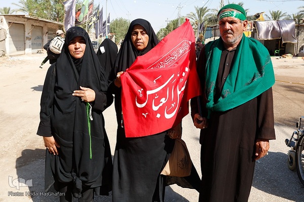 پیاده روی خانوادگی