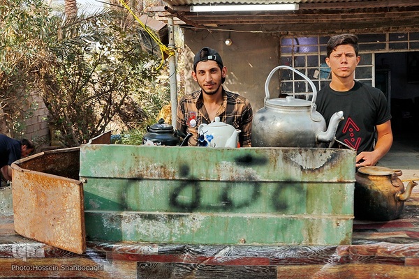 خادمان اربعین