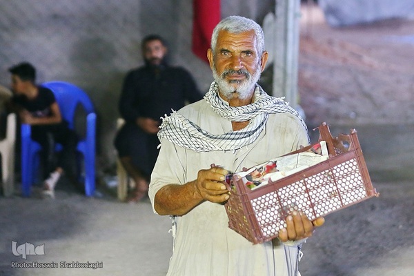 خادمان اربعین