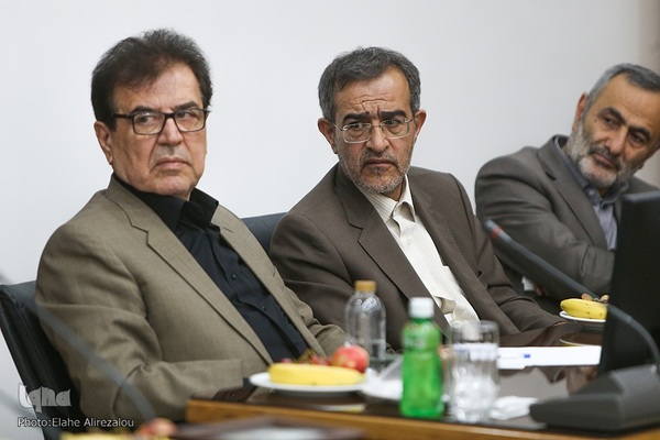 نشست مشترک وزیر ارشاد با رئیس و معاونان جهاددانشگاهی