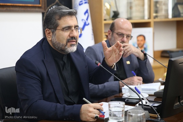 نشست مشترک وزیر ارشاد با رئیس و معاونان جهاددانشگاهی