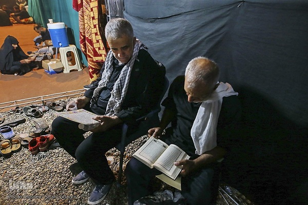 قرآن در مسیر راهپیمایی