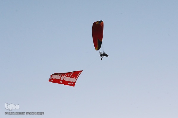 پیاده‌روی زائران اربعین از مسیر طریق الحسین(ع)