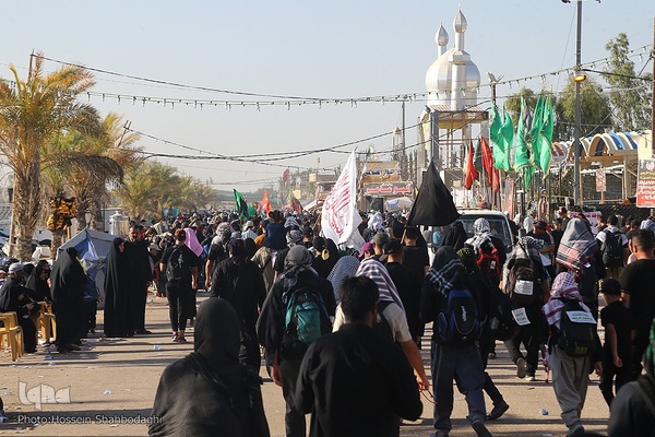پیاده‌روی زائران اربعین از مسیر طریق الحسین(ع)
