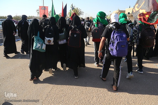 پیاده‌روی زائران اربعین از مسیر طریق الحسین(ع)