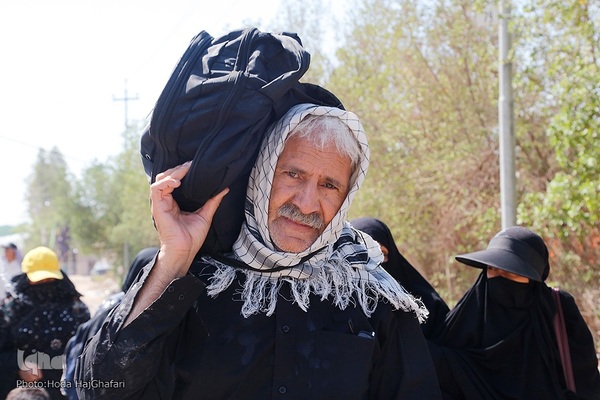 عشق به حسین(ع) سن و سال نمی‌داند
