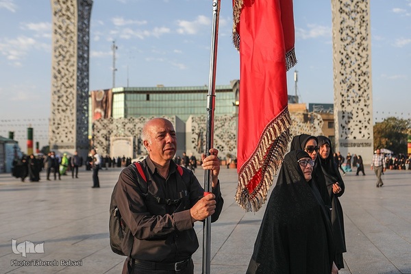 پیاده‌روی جاماندگان اربعین در تهران