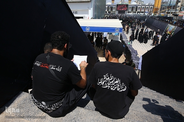 قرائت زیارت اربعین در بین الحرمین