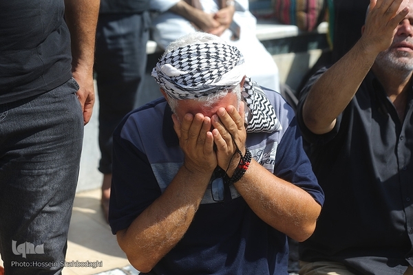 قرائت زیارت اربعین در بین الحرمین