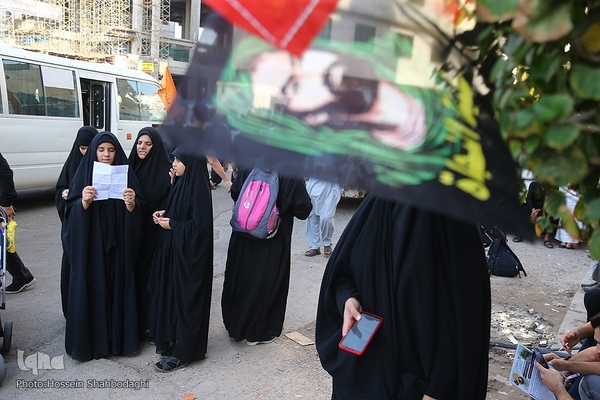 قرائت زیارت اربعین در بین الحرمین