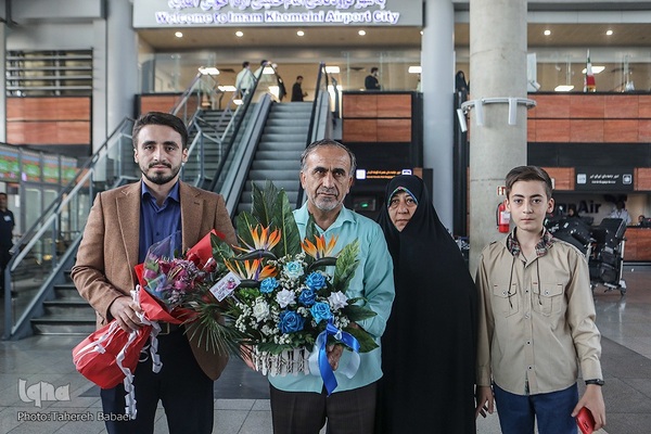 بازگشت  سیدمصطفی حسینی، نماینده کشورمان از مسابقات بین‌المللی قرآن اندونزی