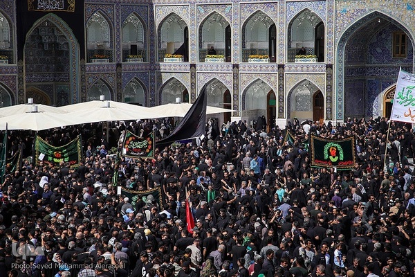 عزاداری ۲۸ صفر در حرم امام رضا(ع)