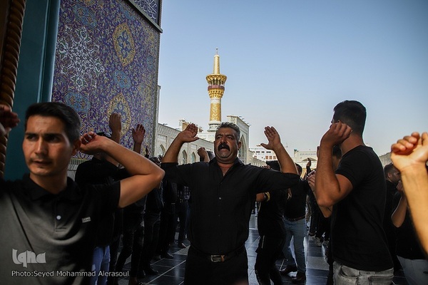 عزاداری ۲۸ صفر در حرم امام رضا(ع)