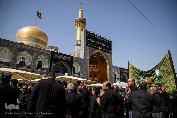 عزاداری ۲۸ صفر در حرم امام رضا(ع)